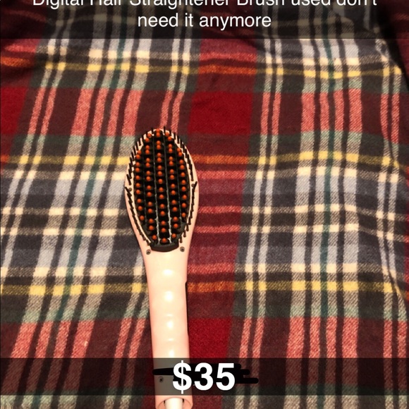 A pair of shoes and hair stuff - Picture 2 of 8